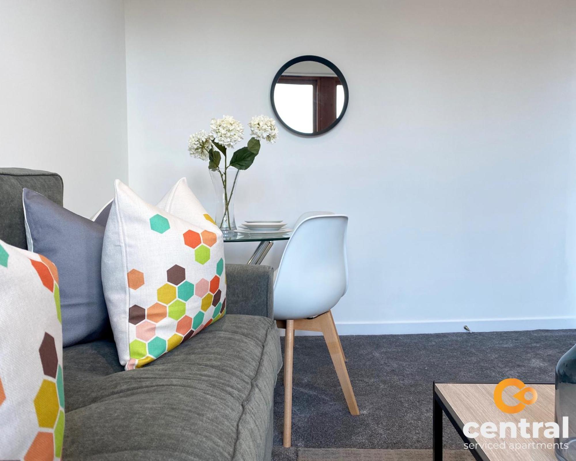 Central Serviced Apartments - Cosy 1 Bedroom - Walk Away From City Quay V&A - Walk To Bus And Train Station - Easy Access To City Centre - Fast Wi-Fi - Fully Equipped - Weekly & Monthly Stay Offers Dundee Luaran gambar