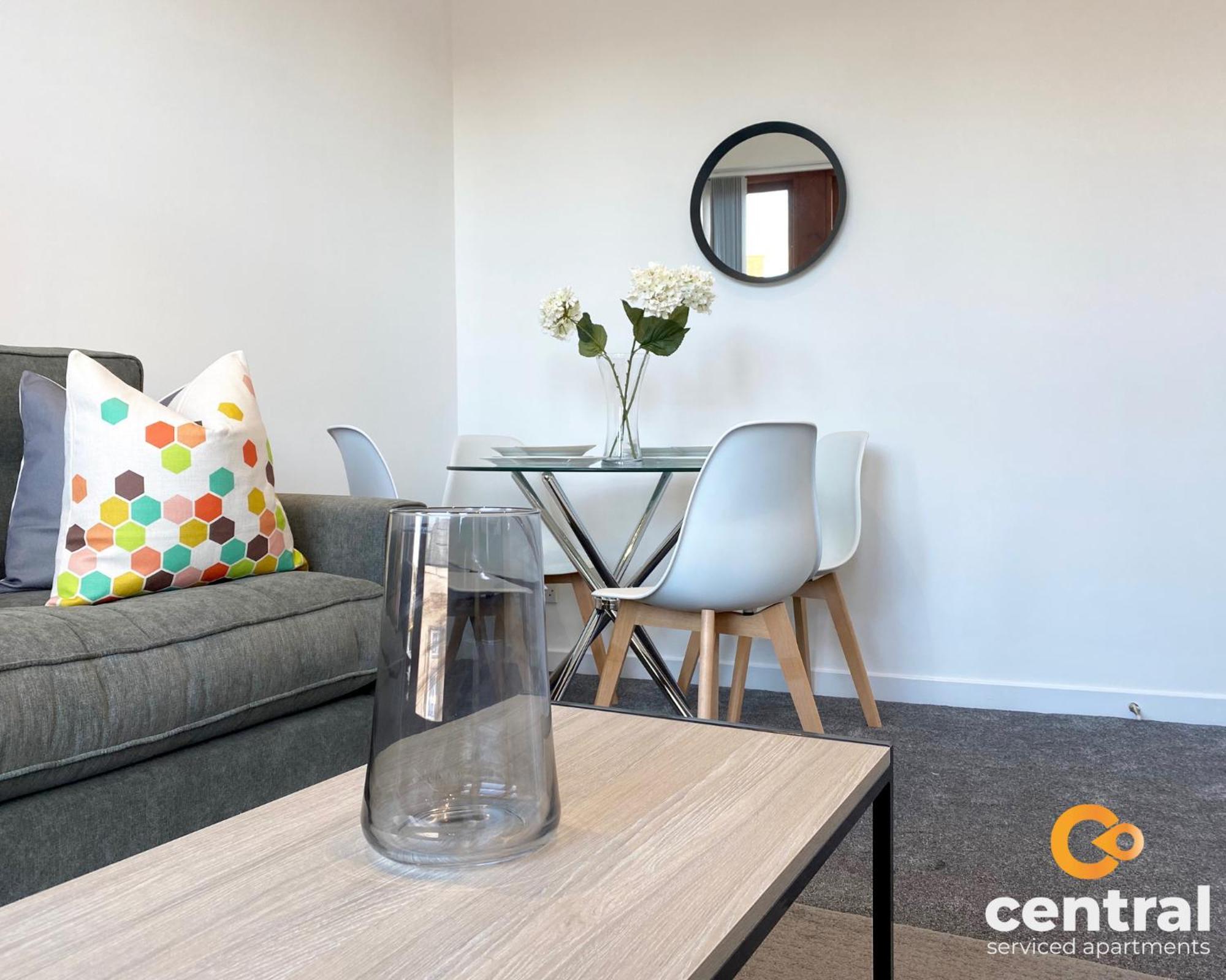Central Serviced Apartments - Cosy 1 Bedroom - Walk Away From City Quay V&A - Walk To Bus And Train Station - Easy Access To City Centre - Fast Wi-Fi - Fully Equipped - Weekly & Monthly Stay Offers Dundee Luaran gambar